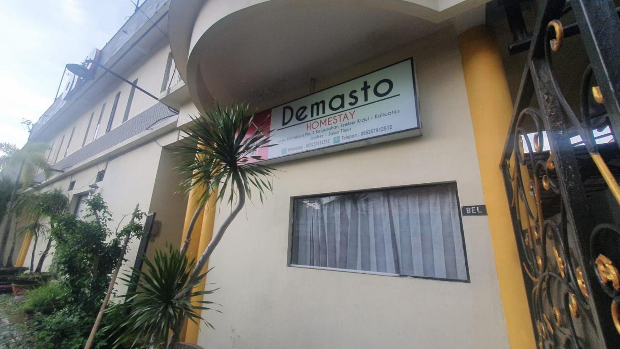 Reddoorz Syariah At Demasto Homestay Jembel Exterior foto